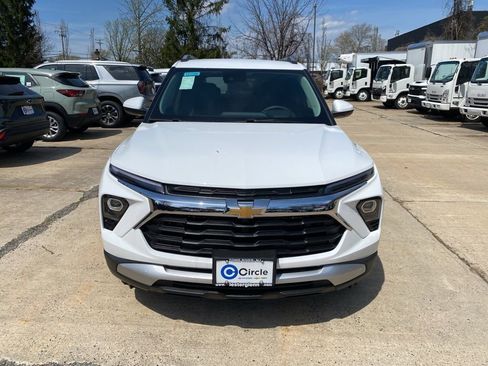 New 2026 Chevrolet TrailBlazer LT FWD image 3