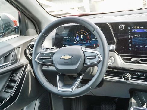 Used 2026 Chevrolet Equinox LT w/ Safety and Technology Package image 16