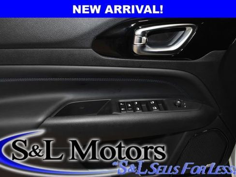 New 2026 Jeep Compass Limited w/ Sun, Sound & Navigation Group image 28