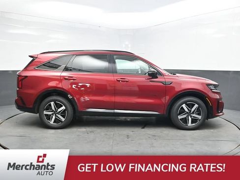 Used 2023 Kia Sorento S w/ Panoramic Sunroof Package FWD image 9