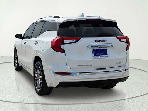 Used 2023 GMC Terrain Denali w/ Denali Premium Package AWD/4WD image 6