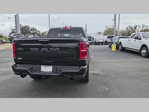 New 2026 RAM 1500 Limited w/ Night Edition AWD/4WD image 32