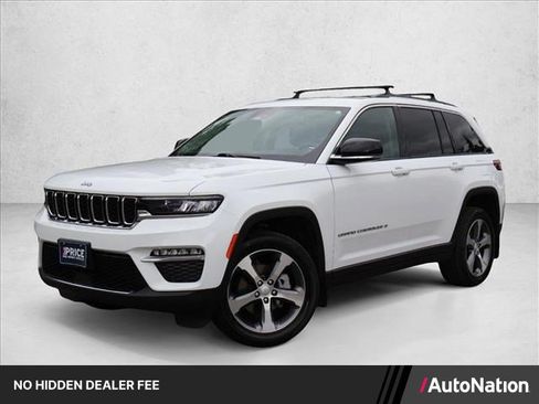 Used 2023 Jeep Grand Cherokee Limited AWD/4WD image 1