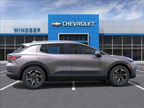 New 2026 Chevrolet Equinox EV LT image 5