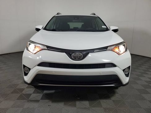 Used 2017 Toyota RAV4 XLE FWD image 2