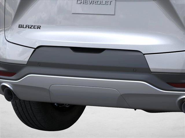 Used 2026 Chevrolet Blazer LT w/ Midnight/Sport Edition FWD image 14