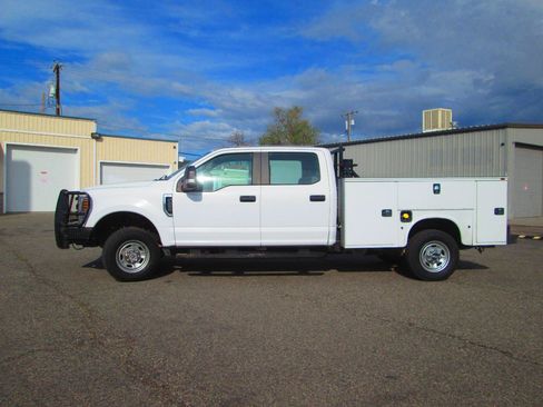 Used 2019 Ford F250 XL w/ Power Equipment Group AWD/4WD image 7