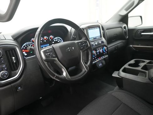 Used 2021 Chevrolet Silverado 1500 RST AWD/4WD image 18