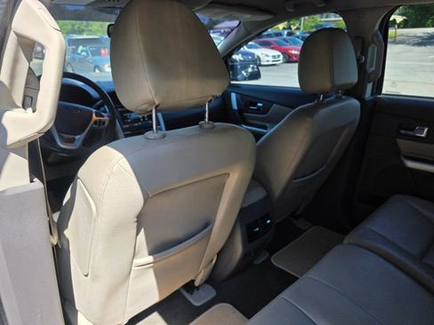 Used 2014 Ford Edge Limited FWD image 19