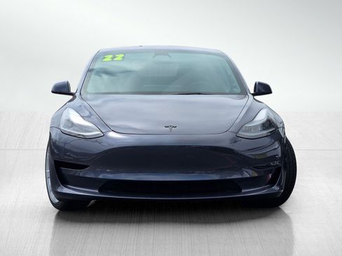 Used 2022 Tesla Model 3 RWD image 2