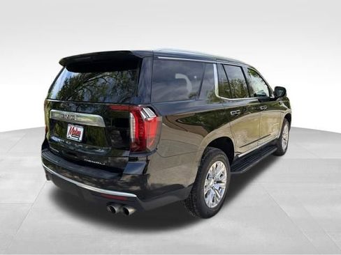 Used 2024 GMC Yukon Denali AWD/4WD image 4