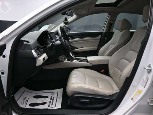 Used 2021 Honda Accord EX-L image 9