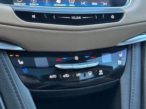 Certified 2019 Cadillac XT5 Platinum AWD/4WD image 24