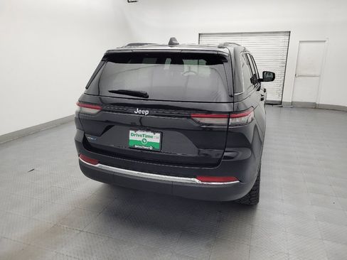 Used 2023 Jeep Grand Cherokee 4WD 4xe image 7