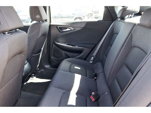 Used 2023 Chevrolet Malibu LS image 31