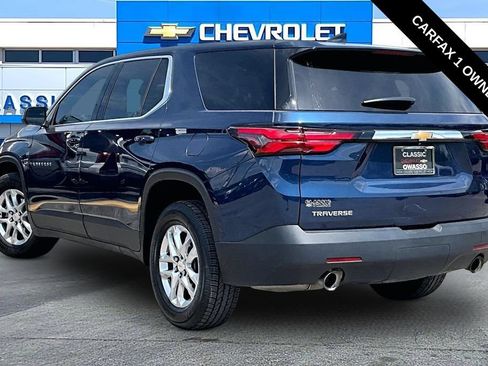 Used 2023 Chevrolet Traverse LS FWD image 3