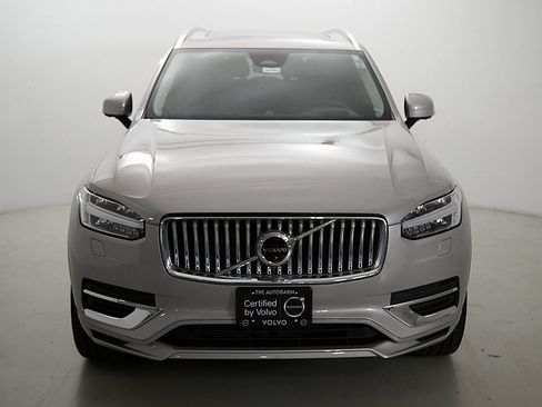 Certified 2023 Volvo XC90 T8 Ultimate w/ Lounge Package AWD/4WD image 5