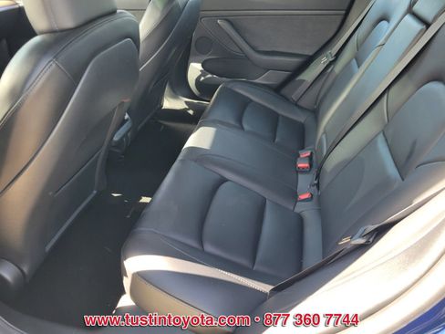 Used 2023 Tesla Model 3 Standard Range image 10
