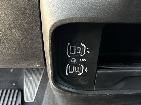 New 2026 RAM 3500 Tradesman AWD/4WD image 17