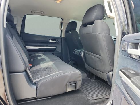 Used 2016 Toyota Tundra SR5 w/ SR5 Upgrade Package RWD image 19