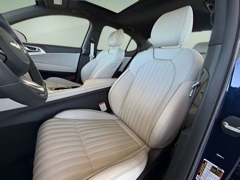 Used 2023 Genesis G70 3.3T w/ Sport Advanced Package image 30