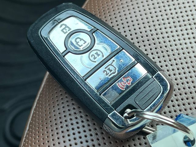 Used 2024 Lincoln Aviator Reserve w/ Equipment Group 201A AWD/4WD image 31