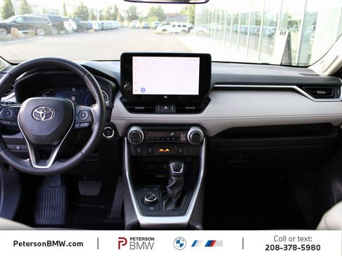 Used 2023 Toyota RAV4 XLE Premium image 40