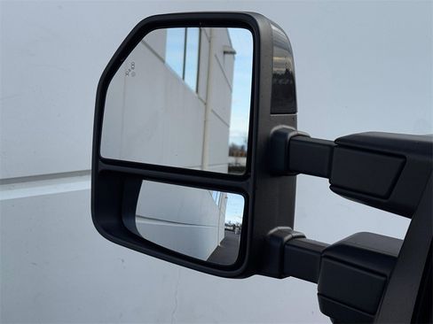 Used 2019 Ford F350 Limited image 30