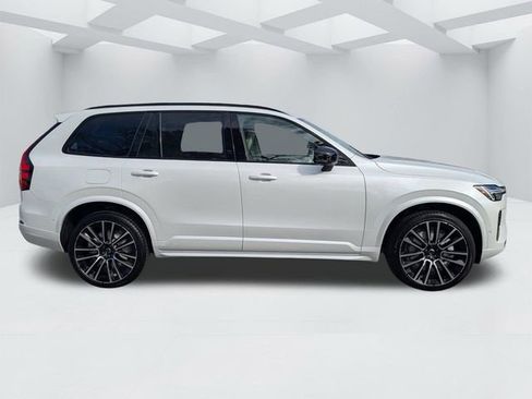 New 2026 Volvo XC90 B6 Ultra w/ Lounge Package AWD/4WD image 3