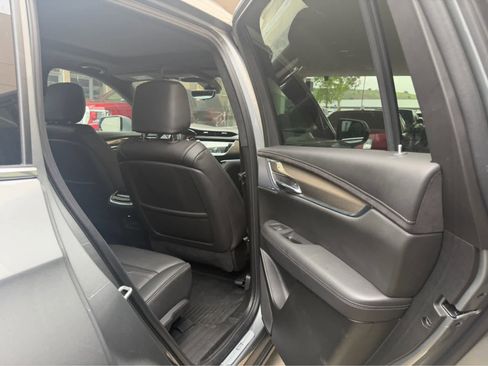 Used 2025 Cadillac XT6 Premium Luxury w/ Platinum Package image 6