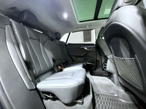Used 2023 Audi Q8 Prestige image 20