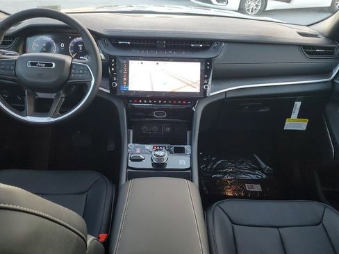 New 2026 Jeep Grand Cherokee L Limited image 12