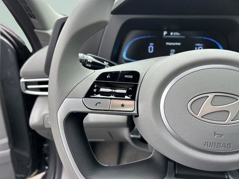 New 2026 Hyundai Elantra SEL Sport FWD image 31