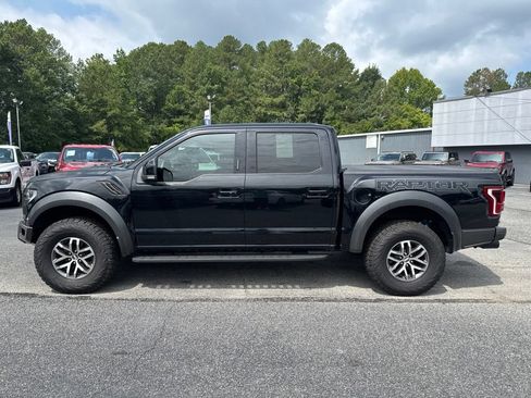 Used 2018 Ford F150 Raptor w/ Equipment Group 802A Luxury AWD/4WD image 2