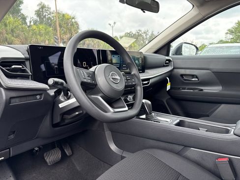 New 2026 Nissan Kicks S FWD image 5
