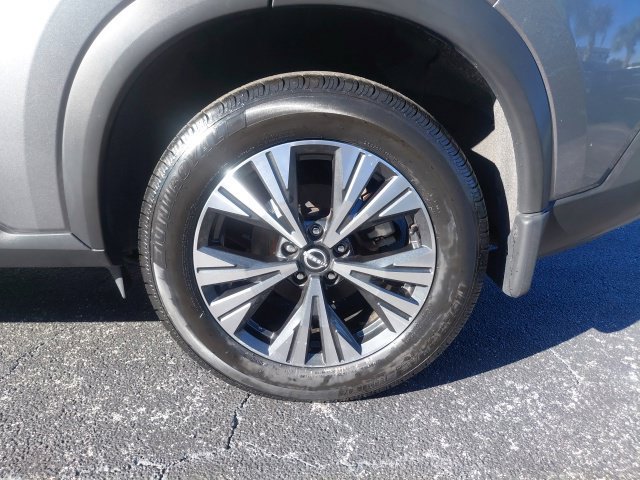 Used 2023 Nissan Rogue SV FWD image 14