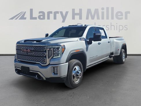 Used 2022 GMC Sierra 3500 Denali image 1