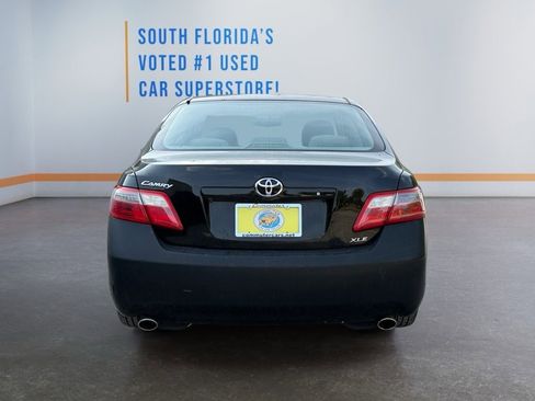 Used 2008 Toyota Camry XLE image 4
