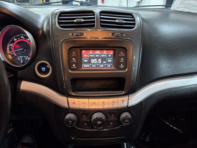 Used 2016 Dodge Journey SXT FWD image 25
