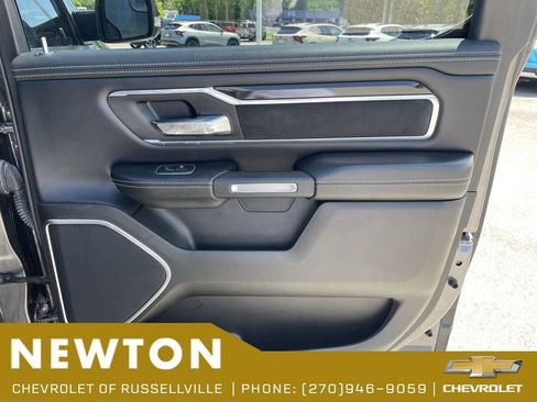 Used 2022 RAM 1500 Laramie AWD/4WD image 27