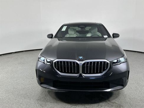 Certified 2026 BMW 530i w/ Premium Package RWD image 3