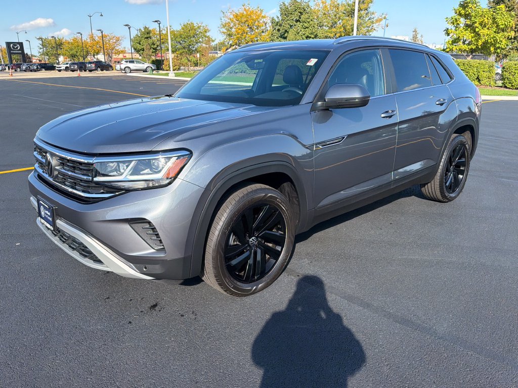 Certified 2023 Volkswagen Atlas Cross Sport SE AWD/4WD image 3