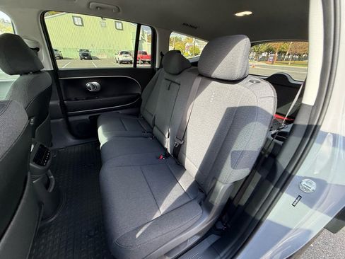 Used 2026 Hyundai Ioniq 9 SE AWD/4WD image 7