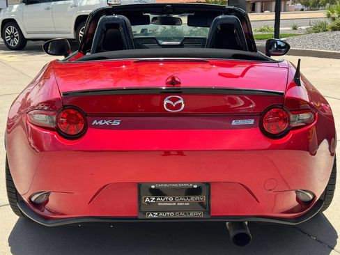 Used 2016 MAZDA MX-5 Miata Club RWD image 7