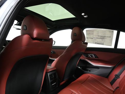 New 2026 BMW 330i xDrive Sedan w/ Premium Package image 32