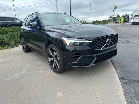 Used 2025 Volvo XC60 T8 Ultra w/ Protection Package Premier AWD/4WD image 3