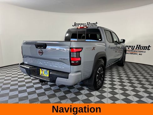 Used 2022 Nissan Frontier Pro-X image 5