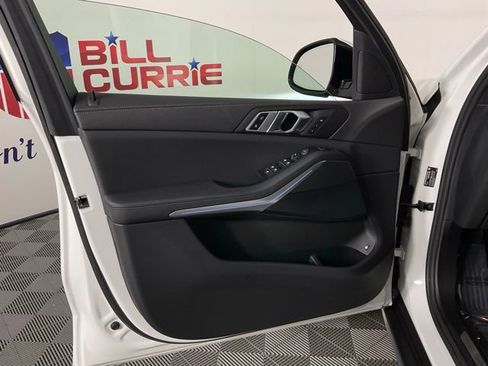 Used 2022 BMW X5 xDrive45e w/ Executive Package image 12