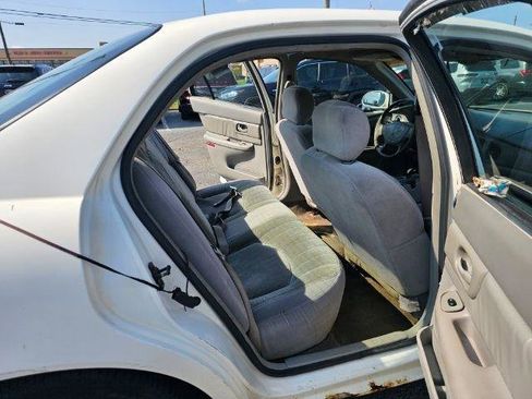 Used 2001 Buick Century Custom w/ Premium Pkg image 25