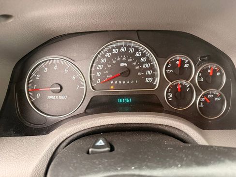 Used 2009 GMC Envoy SLE RWD image 14